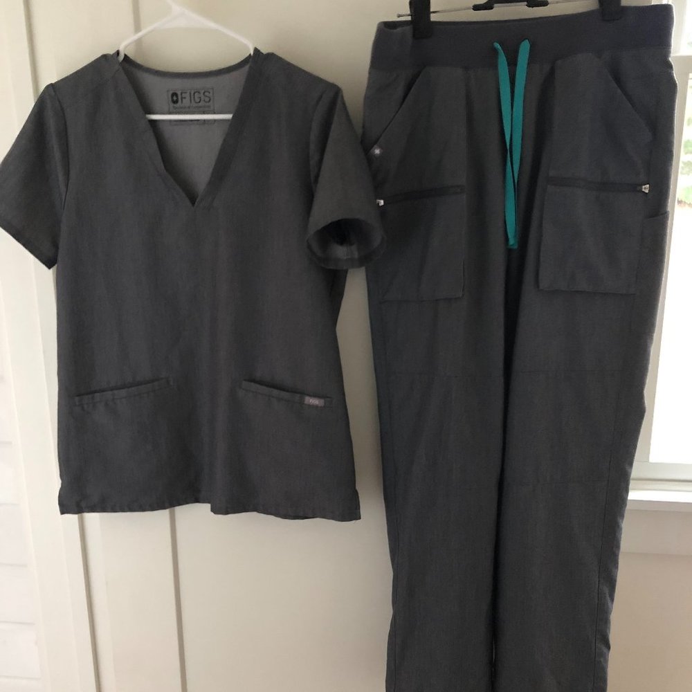 Figs Technical Collection scrub set sz S top  M pants EUC graphite